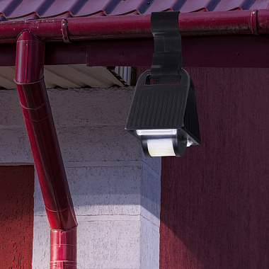 Светильник светодиодный подвесной с датчиком движ. на солн. бат. 16LED, 50lm IP44 ЭРА Б0044245