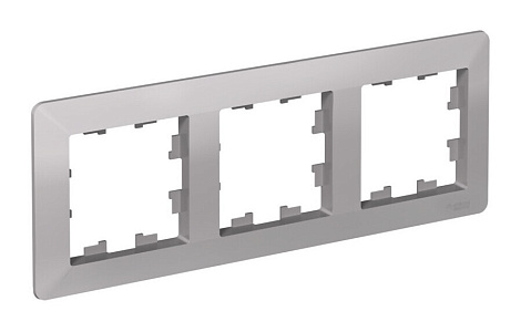Рамка 3-постовая SE AtlasDesign Air алюминий/дымчатый черный