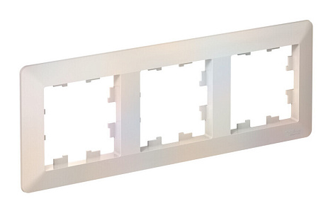 Рамка 3-постовая SE AtlasDesign Air жемчуг/дымчатый белый