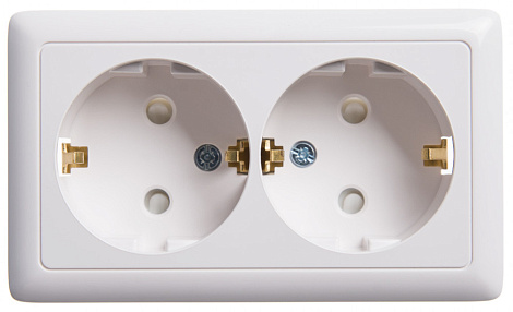 Розетка с заземлением 2 ОП 16А с з/шт SE Хит белый