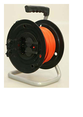 Удлинитель 4*50 м с з/к на пласт. катушке на метал. стойке с инд. напряжения IP44 ПВС 2х1,5 Меркурий