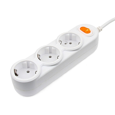 Удлинитель 3* 1,5 м с з/к с выкл. 16А/3,5кВт Power Cube