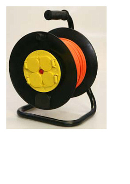 Удлинитель 4*40 м с з/шт на пласт. катушке и метал. стойке с авт. отключения IP44 ПВС 2х1,5 Меркурий