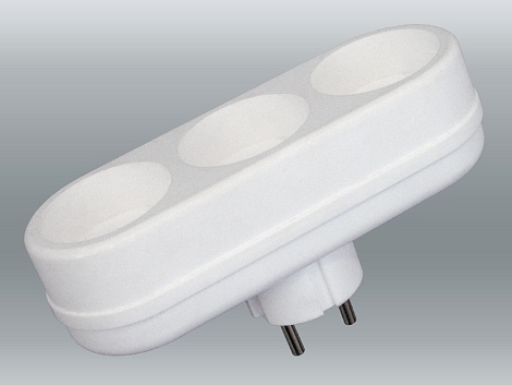 Тройник линейный универсальный  6А белый Toker