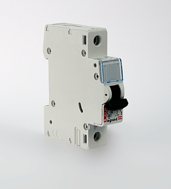 Автоматический выключатель 1P  63A (C) 6,0kA DX3-E Legrand