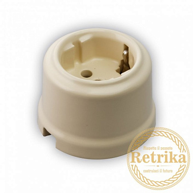 Розетка с заземл. конт. Retrika слоновая кость