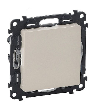 Заглушка с суппортом, с лиц. панелью Legrand Valena слоновая кость