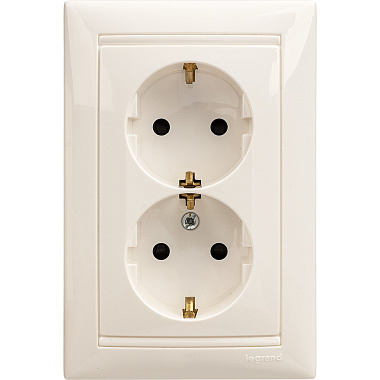 Евророзетка 2 СП 16А Legrand Valena слоновая кость