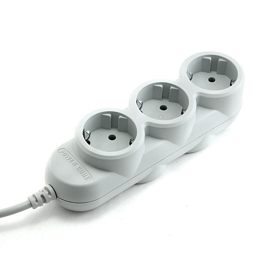 Удлинитель 3 с з/к + 2 без з/к*1,5 м 10А/2,2кВт Power Cube