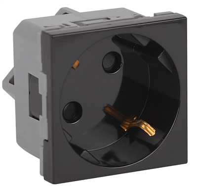 Розетка модульная с з/к и шторками 45х45мм отверстия под углом 45° Рувинил черный